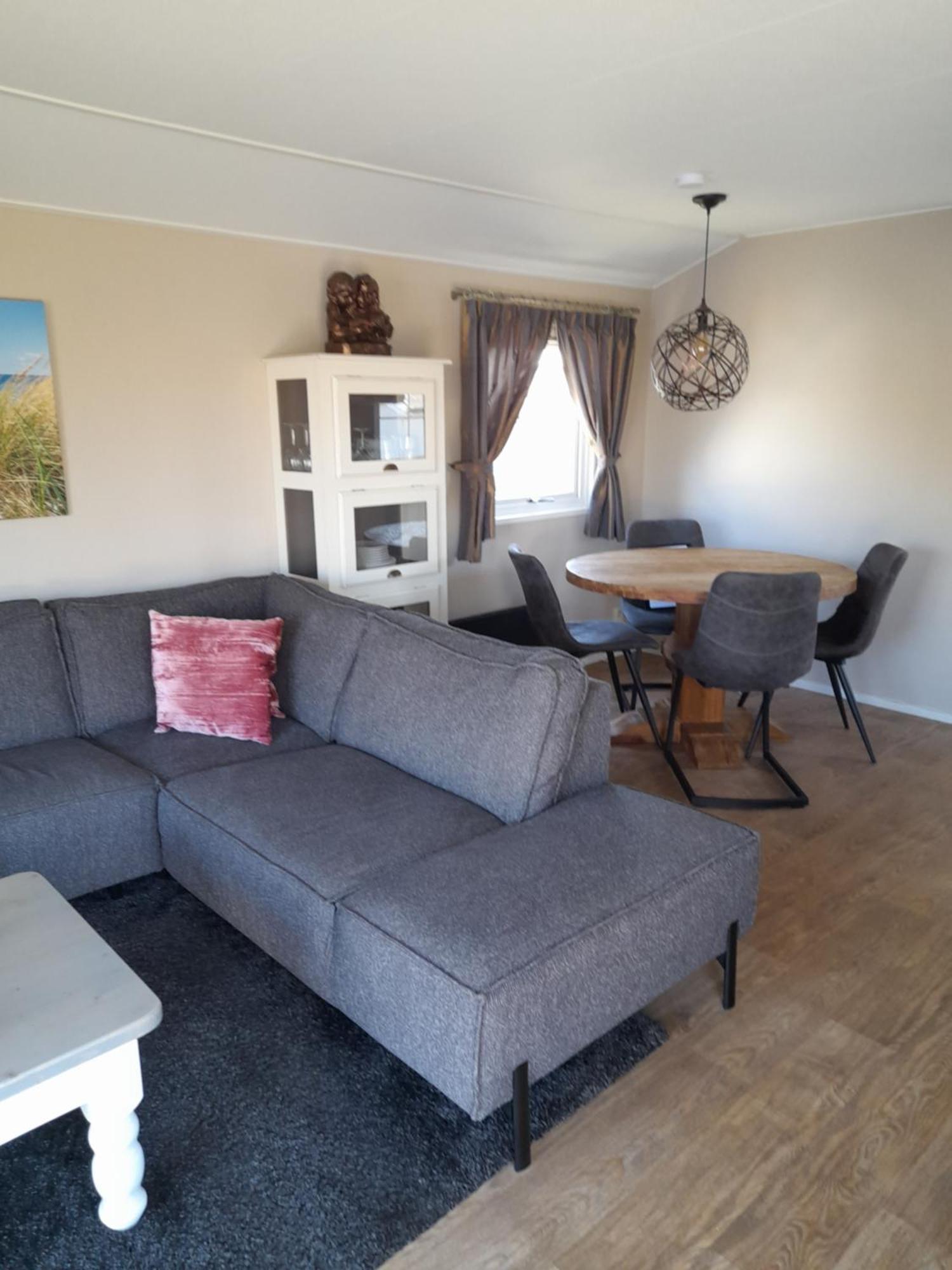 Chalet Makkum C99B Met Prive Gelegen Tuin Aan Het Water Exterior foto