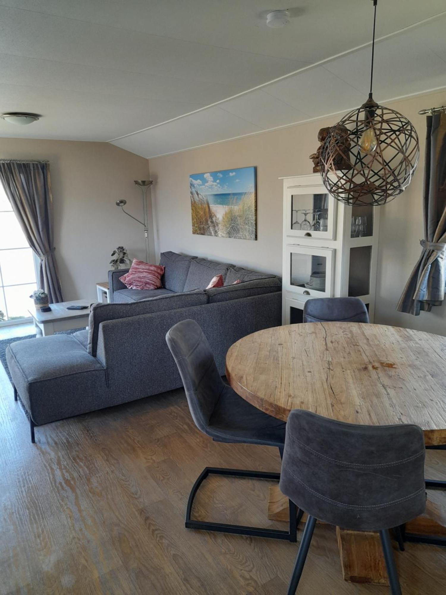 Chalet Makkum C99B Met Prive Gelegen Tuin Aan Het Water Exterior foto